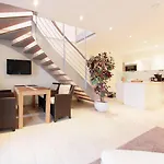 Appartement mit Meerblick, 2 Schlafzimmern und Balkon SV 768