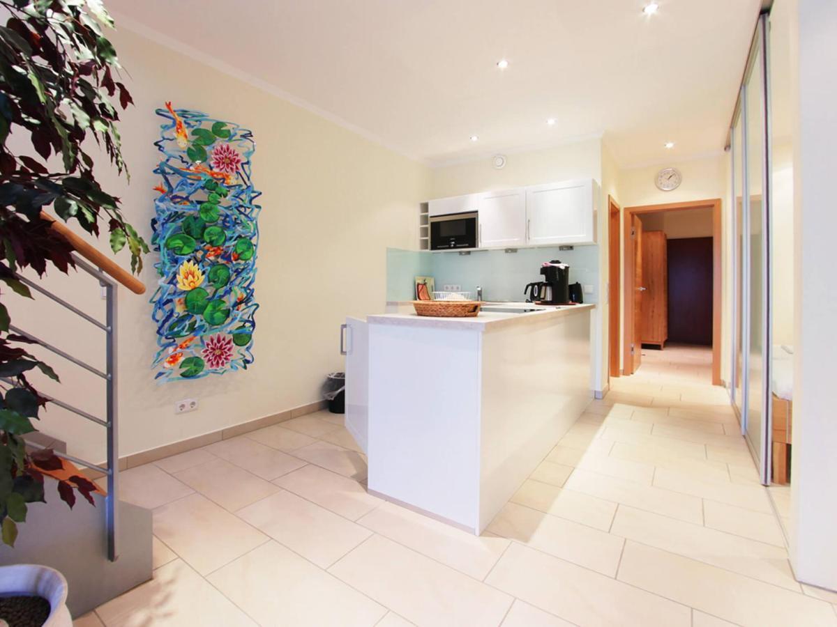 Mit Meerblick, 2 Schlafzimmern Und Balkon Sv 768 *